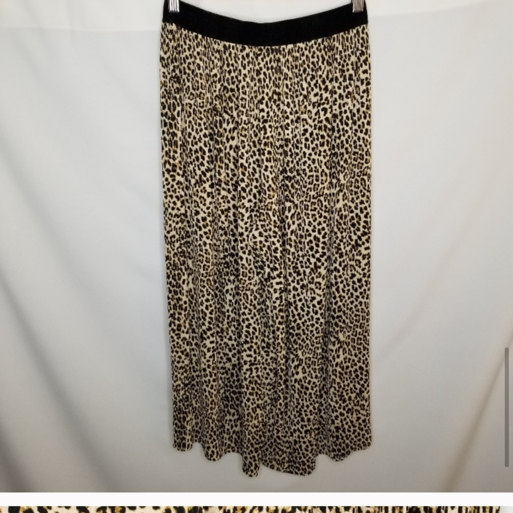 Zara Leopard print wide leg pants